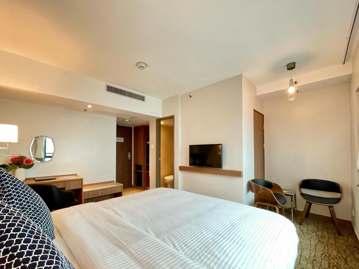 Lander Grand Hotel Hong Kong Exterior photo